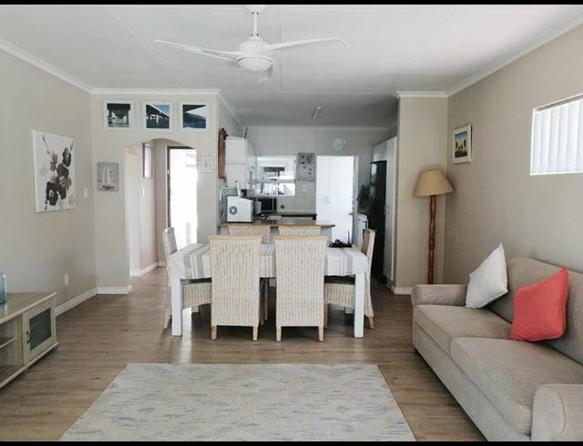 3 BEDROOM TOWNHOUSE RENTED IN BLUEWATER BAY